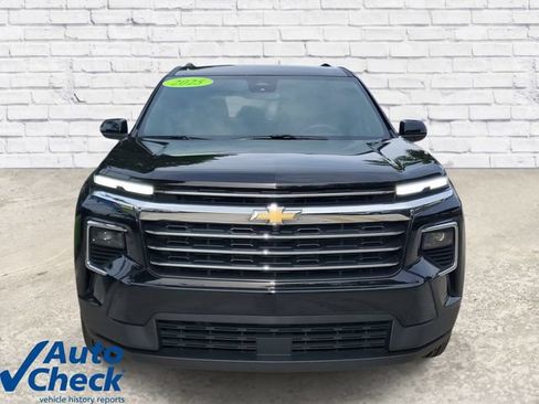 Certified 2025 Chevrolet Traverse LT FWD image 6