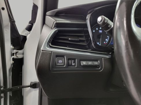 Used 2022 Cadillac XT6 Premium Luxury w/ Technology Package AWD/4WD image 10