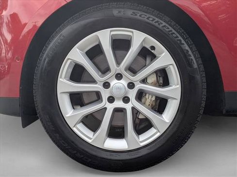 Used 2025 Land Rover Range Rover Sport SE AWD/4WD image 25