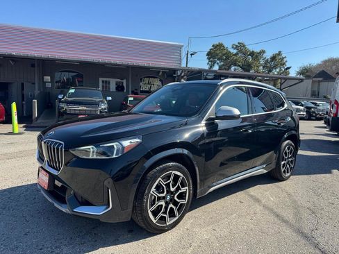 Used 2023 BMW X1 xDrive28i w/ Convenience Package image 4