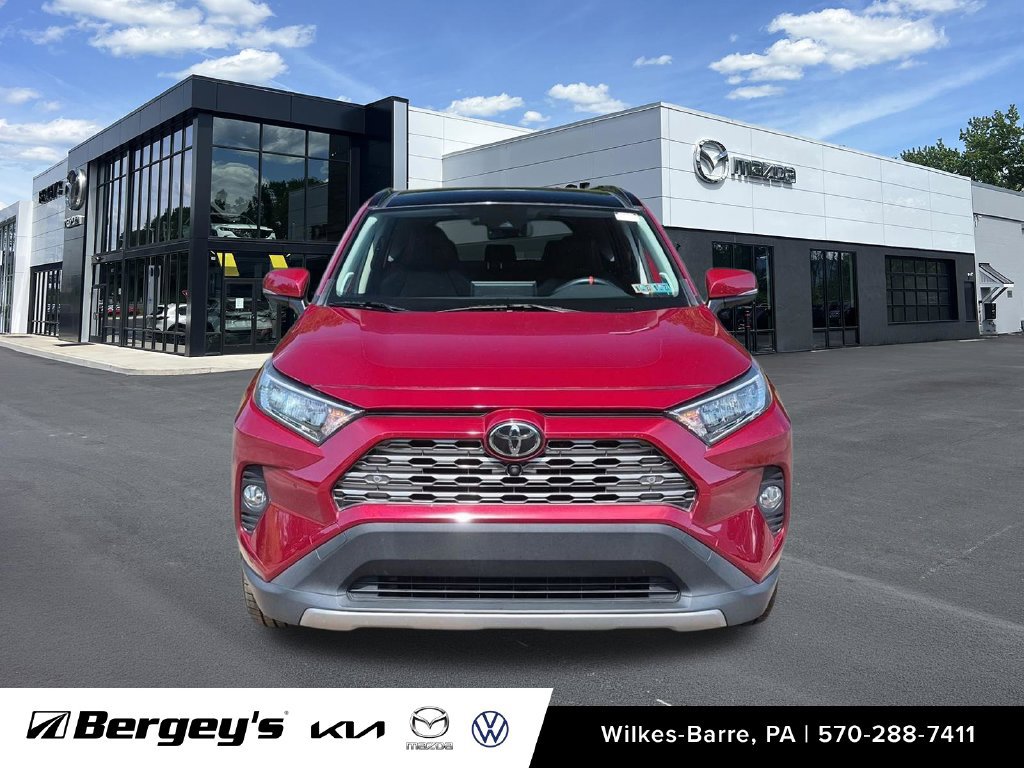 Used 2019 Toyota RAV4 Limited w/ Advanced Technology Package AWD/4WD image 2