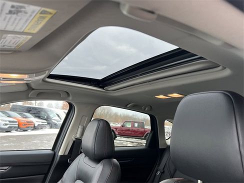 Used 2024 MAZDA CX-5 Carbon Edition image 10