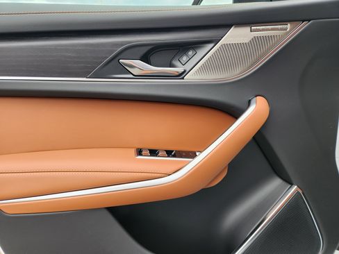 New 2026 Jaguar F-PACE R-Dynamic S image 14