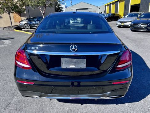 Used 2017 Mercedes-Benz E 300 w/ Premium 1 Package image 7