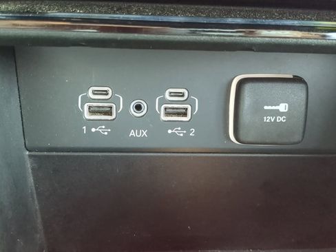 Used 2024 Jeep Grand Cherokee Limited 4xe image 20