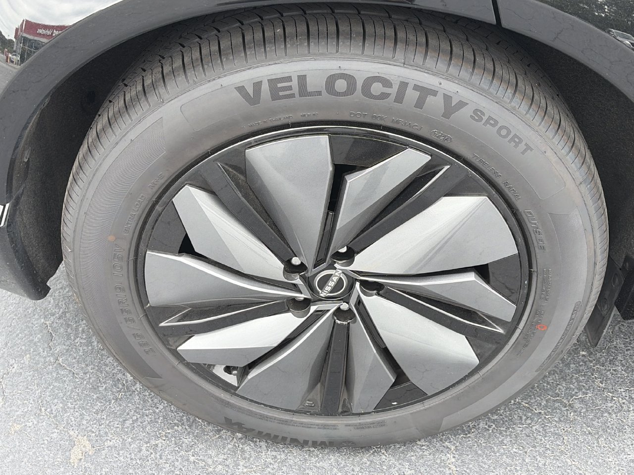 Certified 2024 Nissan Ariya AWD image 28