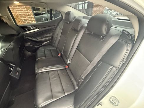Used 2020 Nissan Maxima 3.5 SL w/ Floor Mat Group image 14