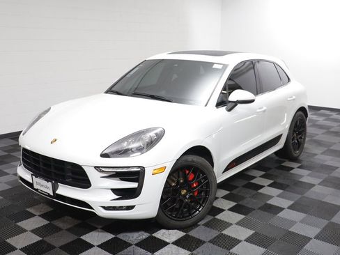 Used 2018 Porsche Macan GTS image 2