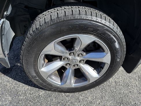 Used 2019 RAM 1500 Limited AWD/4WD image 9