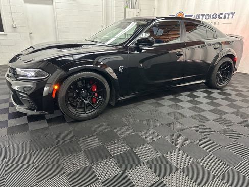 Used 2023 Dodge Charger SRT Hellcat w/ Harman/Kardon Audio Group image 5