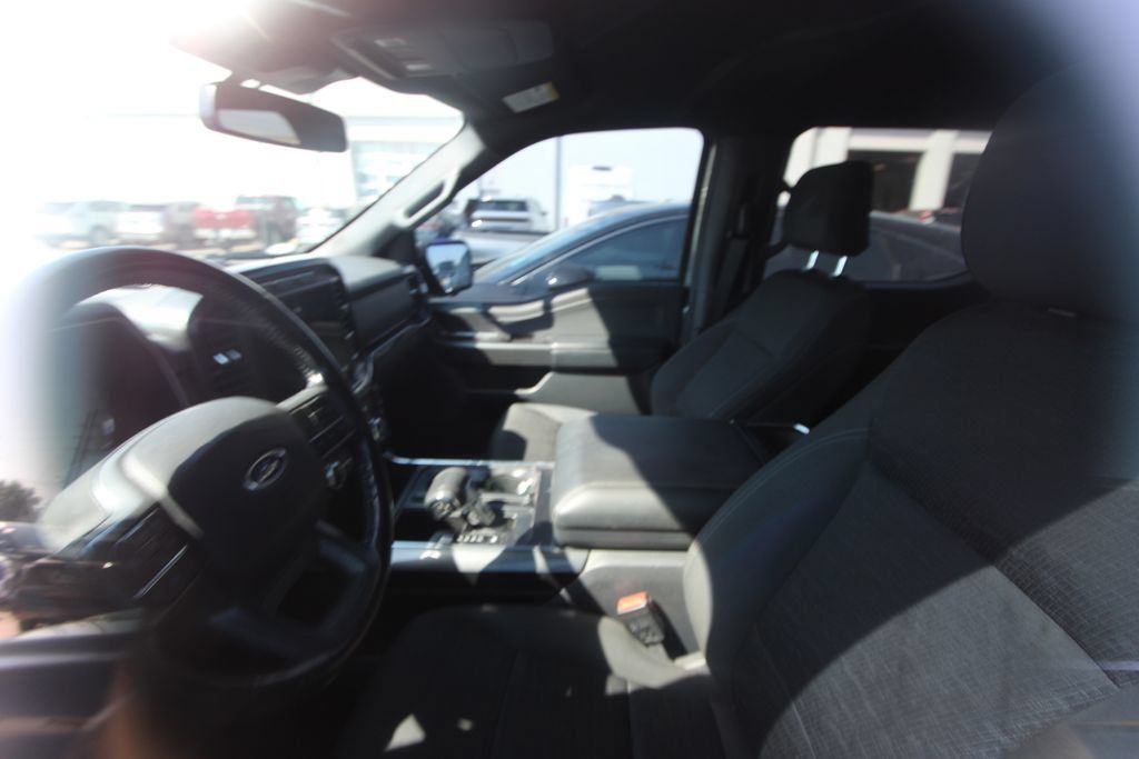Used 2022 Ford F150 XLT w/ Equipment Group 302A High AWD/4WD image 14
