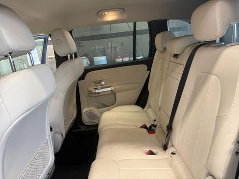 Certified 2023 Mercedes-Benz GLB 250 4MATIC image 17