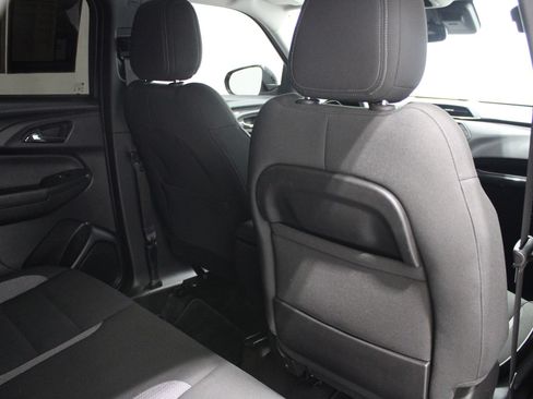 Used 2023 Chevrolet TrailBlazer LT FWD image 22