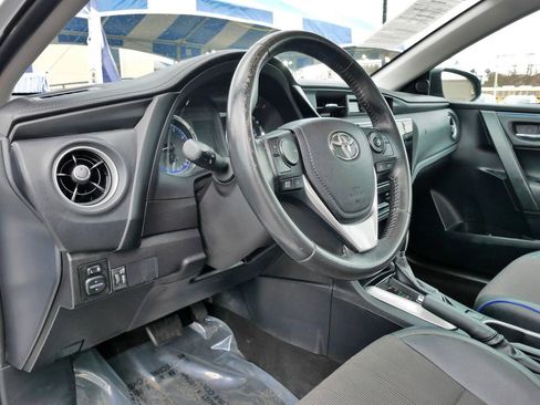 Used 2017 Toyota Corolla SE w/ SE Premium Package image 22