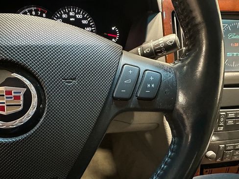 Used 2005 Cadillac STS V8 w/ Preferred Equipment Group image 28