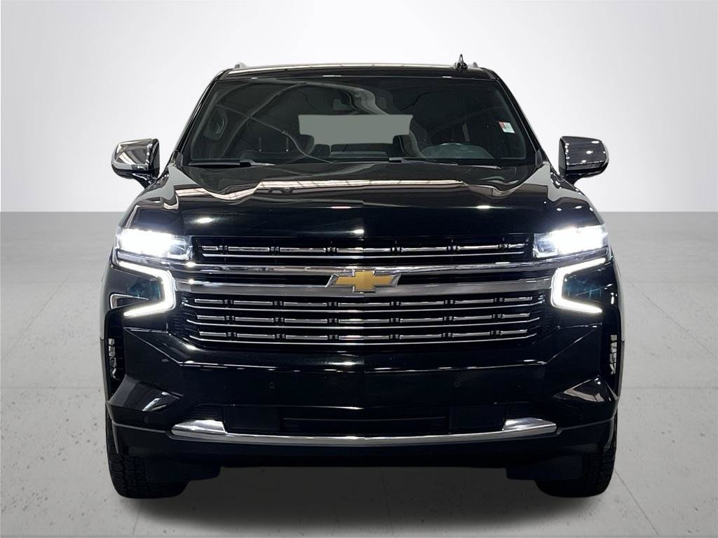 Used 2023 Chevrolet Suburban Premier AWD/4WD image 4