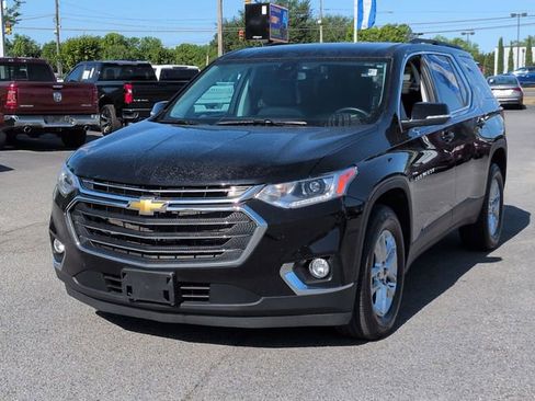 Used 2021 Chevrolet Traverse LT image 7