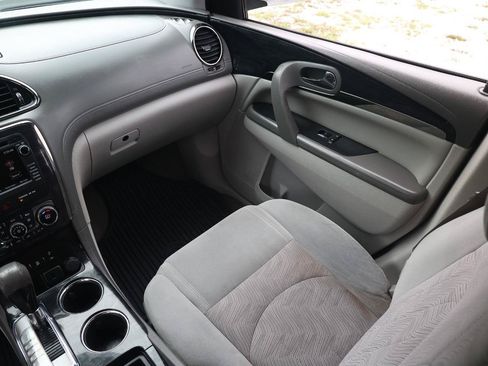 Used 2016 Buick Enclave Convenience FWD image 22