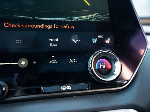 Used 2024 Lexus RX 500h F Sport image 26