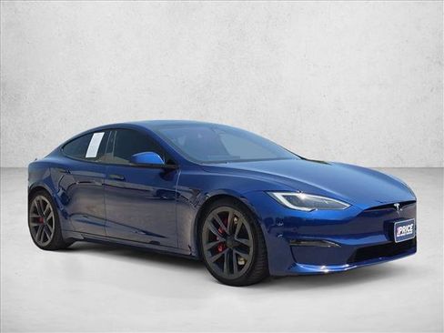 Used 2025 Tesla Model S Plaid AWD/4WD image 3