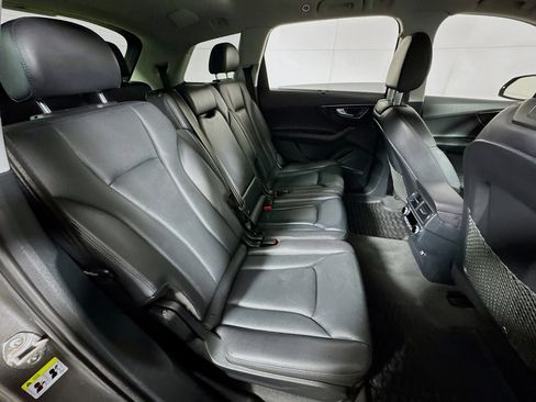 Used 2019 Audi Q7 3.0T Premium Plus w/ Premium Plus Package image 28