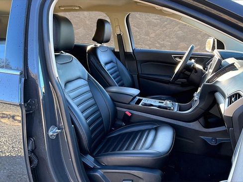 Used 2021 Ford Edge SEL image 7