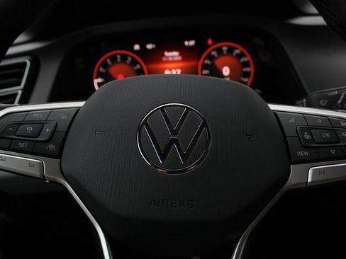 New 2026 Volkswagen Atlas Peak Edition image 18