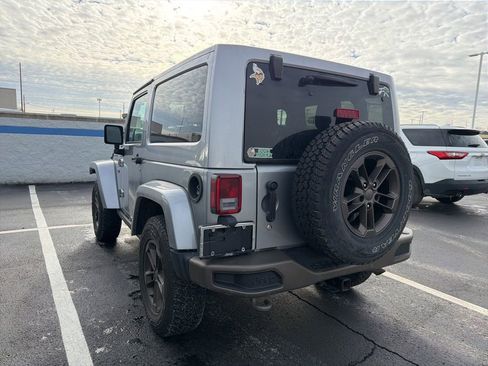 Used 2017 Jeep Wrangler 75th Anniversary image 2
