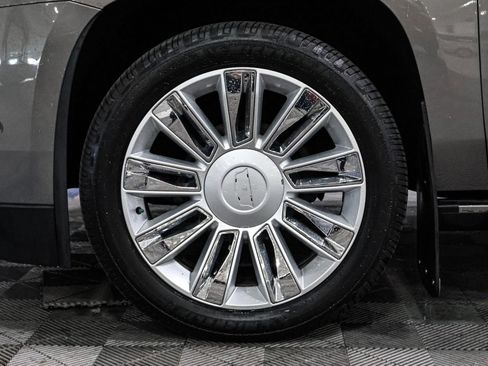 Used 2019 Cadillac Escalade ESV Platinum image 21