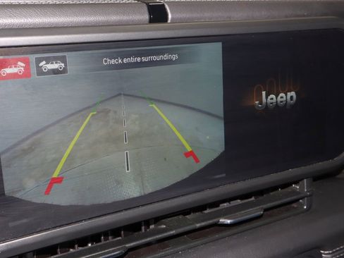Used 2024 Jeep Wrangler High Altitude AWD/4WD image 4