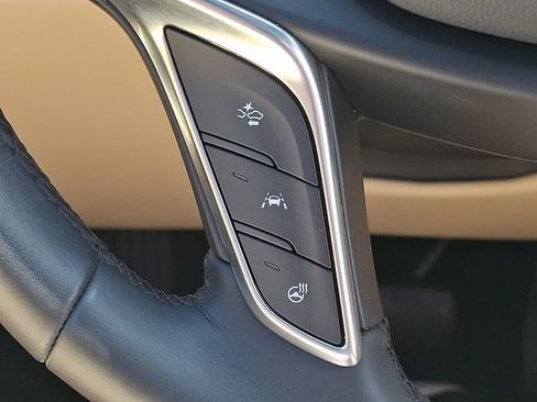 Certified 2018 Cadillac XT5 Luxury w/ Driver Awareness Package AWD/4WD image 24