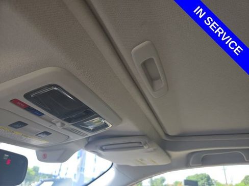 Used 2016 Subaru Forester 2.5i Premium AWD/4WD image 12