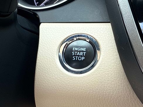 Used 2023 Toyota Camry XLE FWD image 28