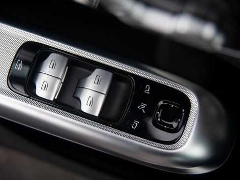 Certified 2025 Mercedes-Benz E 350 4MATIC Sedan image 23