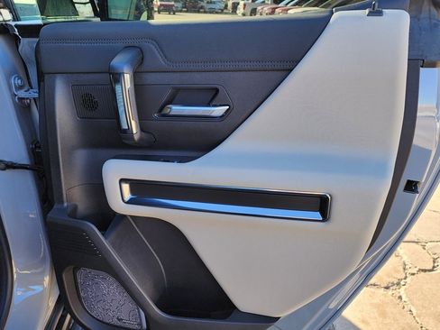 New 2026 GMC Hummer EV SUV image 47