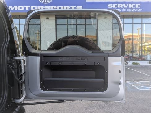 Used 2020 Land Rover Defender 110 X image 46