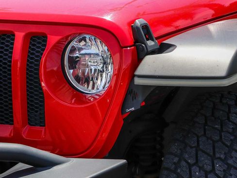 Used 2018 Jeep Wrangler Sport AWD/4WD image 2