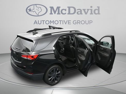 Used 2023 Chevrolet Equinox RS AWD/4WD image 45