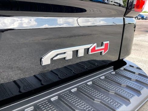 Used 2023 GMC Sierra 1500 AT4 w/ AT4 Premium Package AWD/4WD image 21