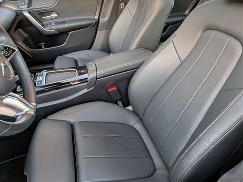Certified 2025 Mercedes-Benz CLA 250 image 13
