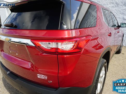 Used 2019 Chevrolet Traverse LT AWD/4WD image 11
