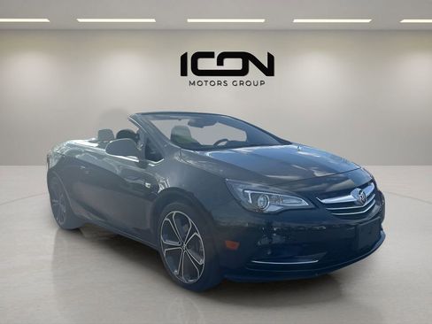 Used 2017 Buick Cascada Premium image 3