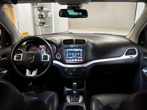 Used 2019 Dodge Journey GT image 19