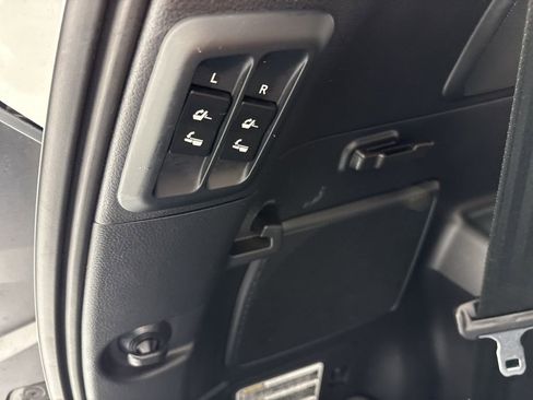 Used 2023 Lexus GX 460 Luxury image 41