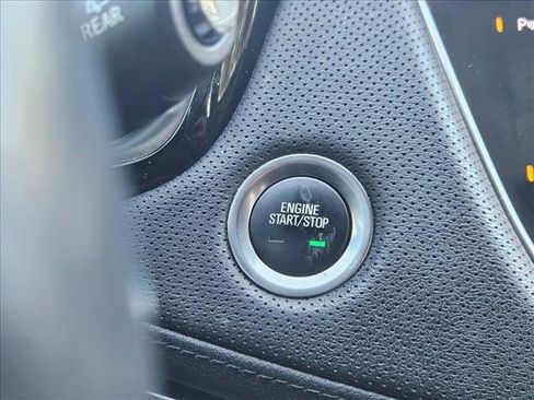 Used 2023 Cadillac XT6 Luxury image 22