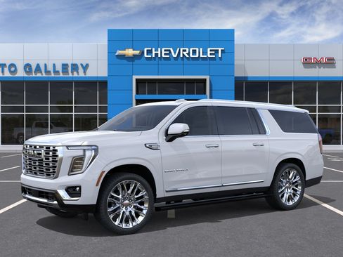 New 2026 GMC Yukon XL Denali w/ Denali Reserve Package AWD/4WD image 2