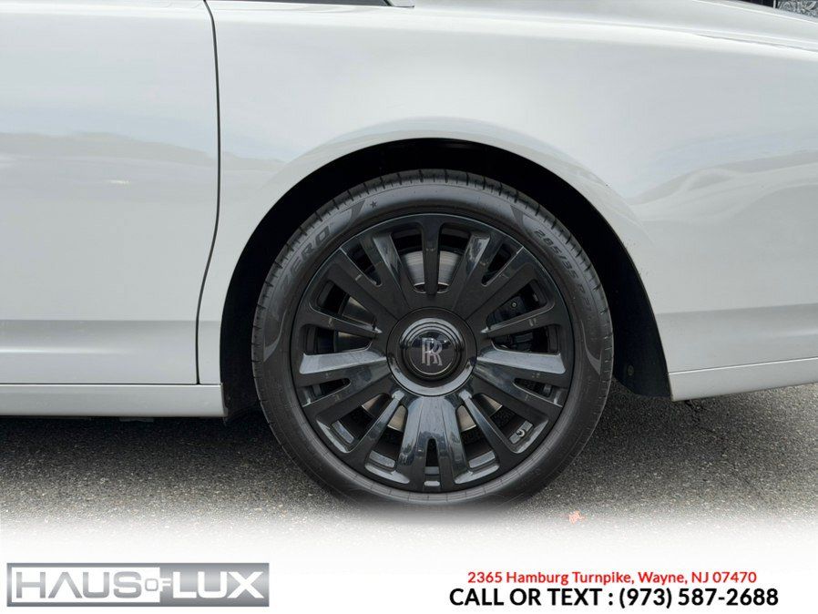 Used 2018 Rolls-Royce Ghost RWD image 19