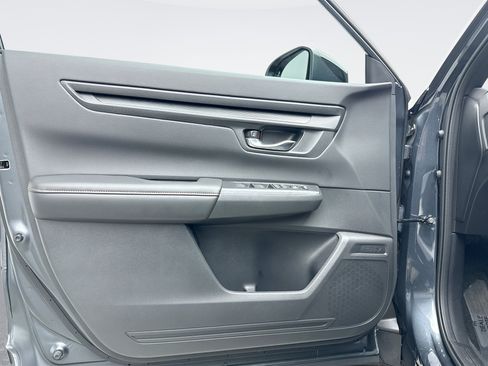 Used 2026 Honda CR-V Sport image 9