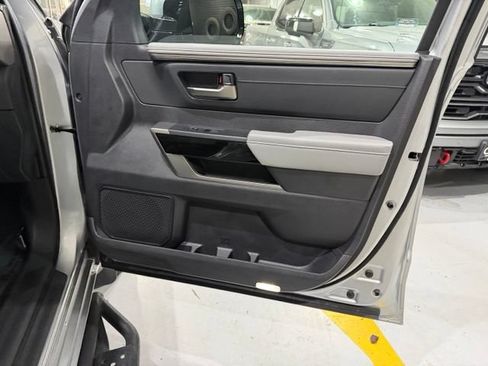 Used 2023 Toyota Tundra Limited AWD/4WD image 42