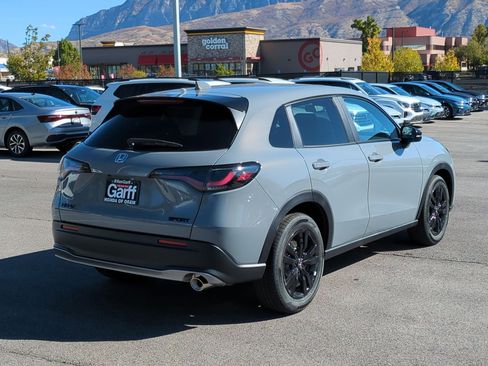New 2026 Honda HR-V Sport image 3